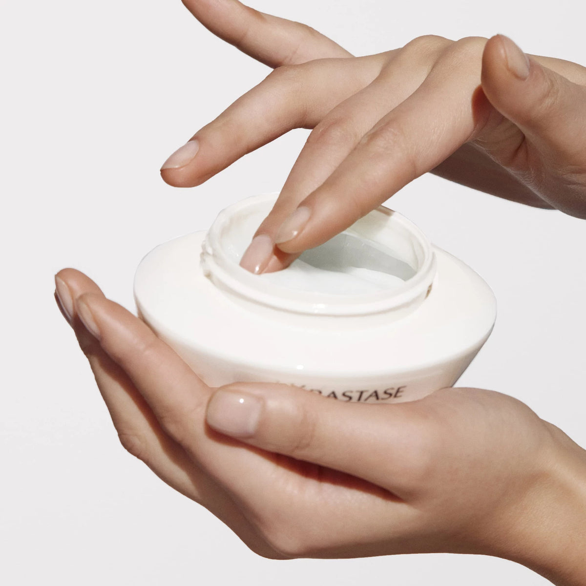 Kérastase Nutritive Masquintense Riche Hair Mask