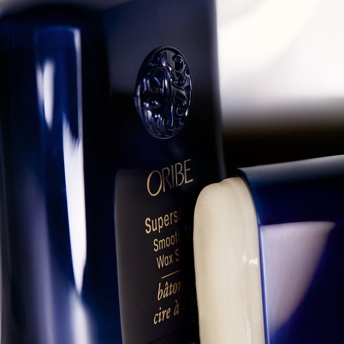 Oribe Supershine Smoothing Wax Stick
