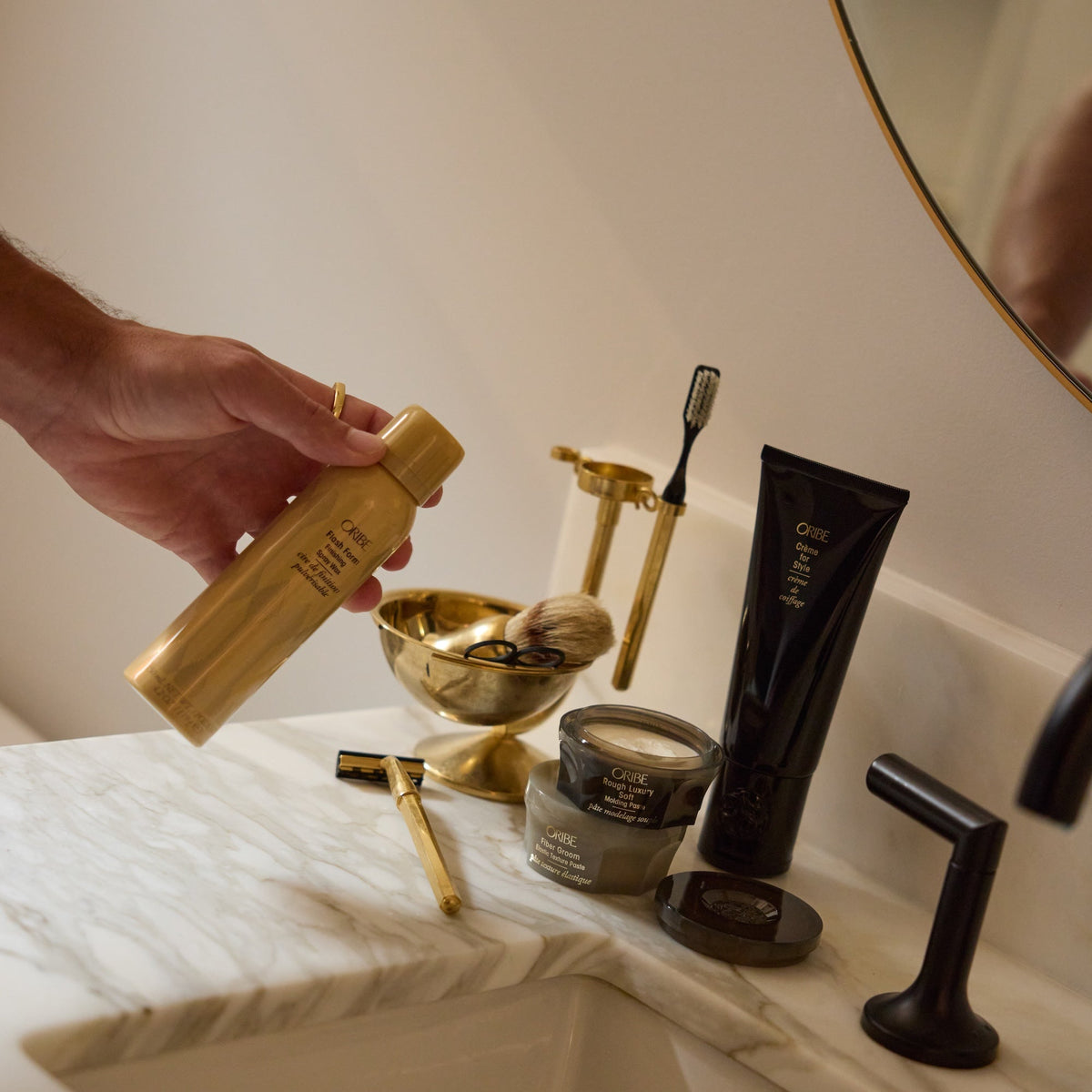 Oribe Flash Form Finishing Spray Wax